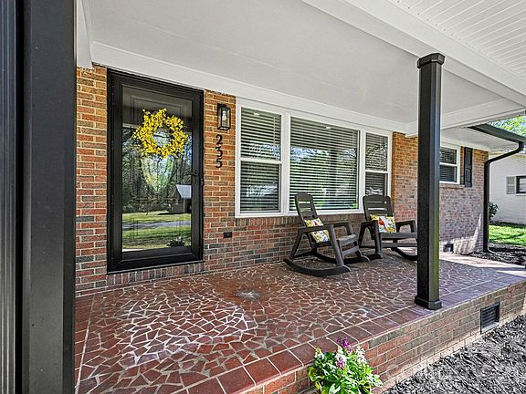 5th image of 235 Cantiberry Dr