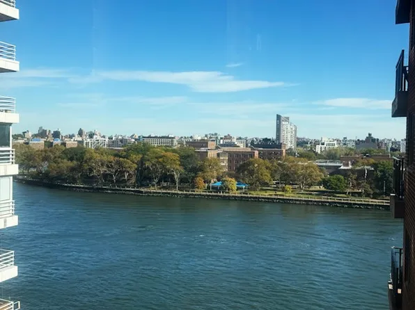 55 East End Avenue image 7 of 7