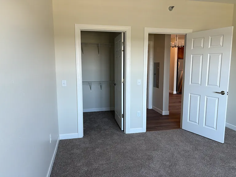Red Earth Apartments- On Lake Butte Des Morts — Photo 19