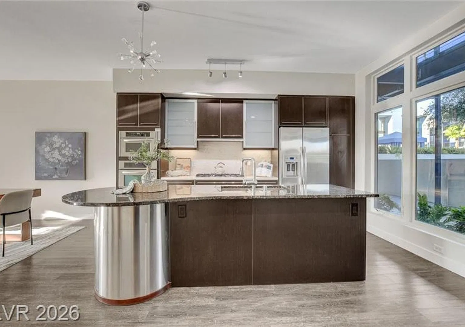 Luxury 2 bedroom condo! — Photo 4