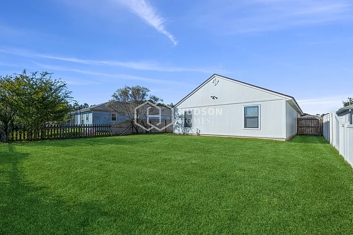 2044 Hunters Trace Cir — Photo 16