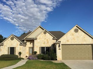 1207 Doe Run Holw, Fredericksburg, TX 78624