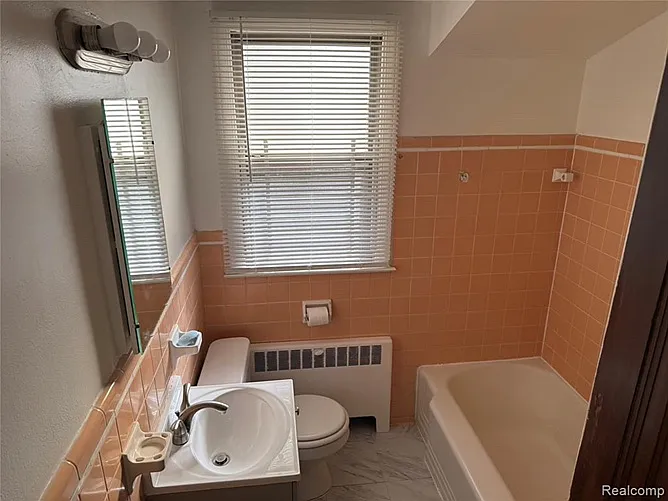 2 bed, 1802 sqft, $1,250 — Photo 4