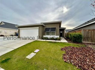 9713 Cobble Creek Dr, Shafter, CA 93263
