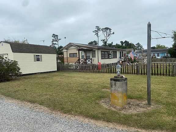 2nd image of 8044 Mire Pond Two