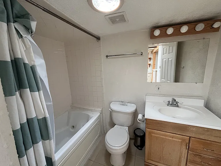 223 Ranchitos Rd — Photo 8