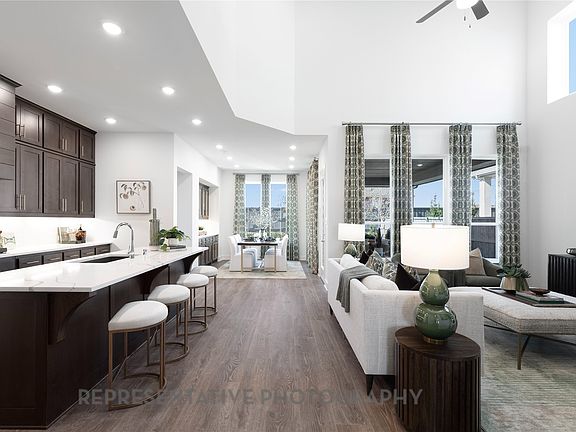 7th image of this home