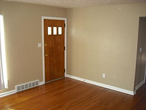 5th image of 2553 10th St