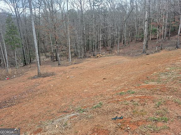 3rd image of 606 Old River Rd
