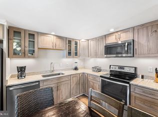 15 40th St #12, Ocean City, MD