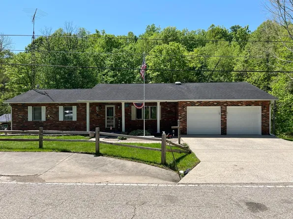 550 Fairgreens Rd, Jackson, OH 45640