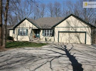 21201 Clare Rd, Spring Hill, KS 66083