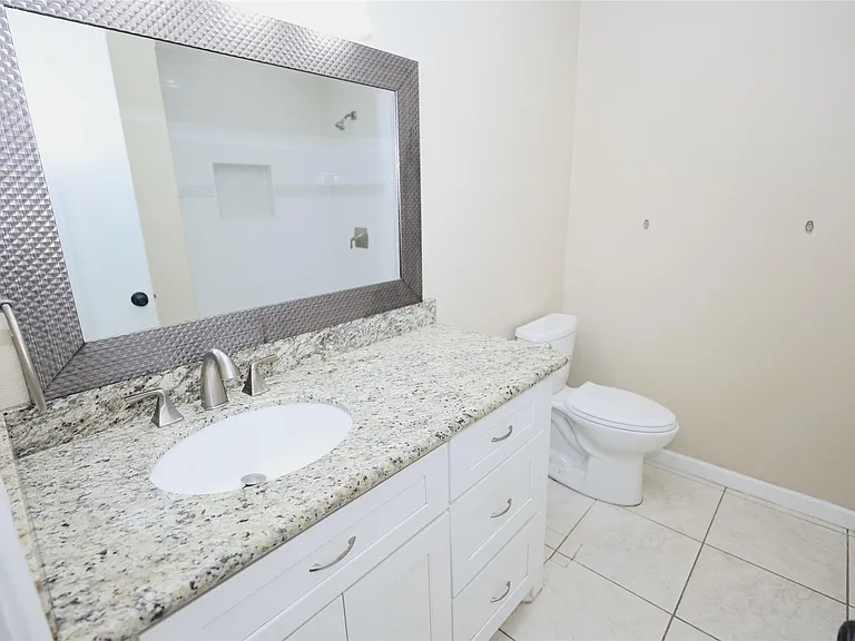 9422 Claridge Dr — Photo 13