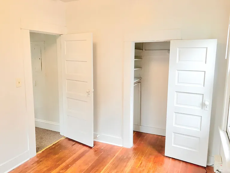 1725 SE Spokane St — Photo 5