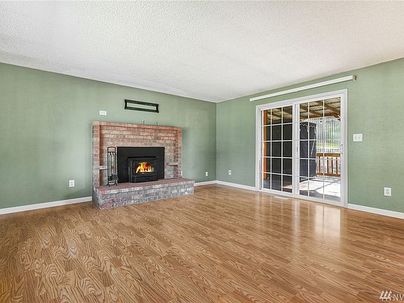2nd image of 1458 Vista Dr