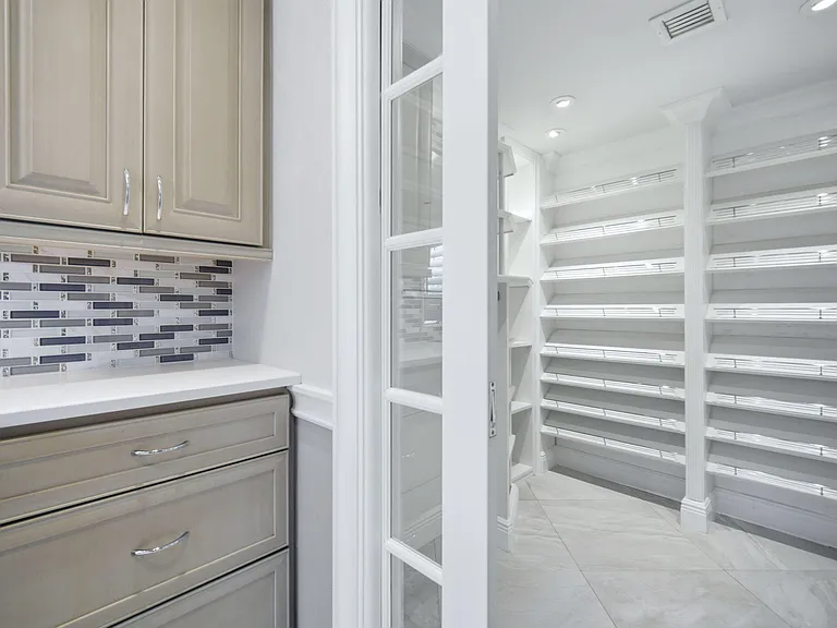 2901 S Palm Aire Dr — Photo 27