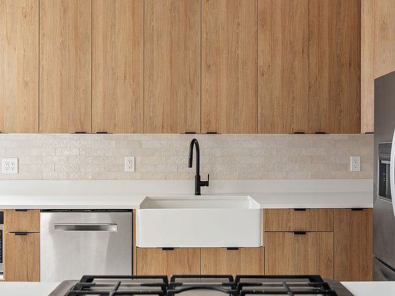 3rd image of 323 5th Ave #1