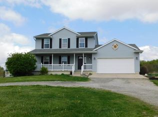 10162 E Division Rd, Akron, IN 46910