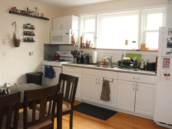 23 Tufts St #1, Cambridge, MA 02139