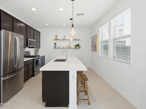 25289 N 141ST Avenue, Surprise, AZ 85387