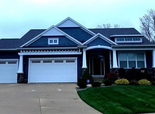 8610 Carlsbad Ln, Lansing, MI