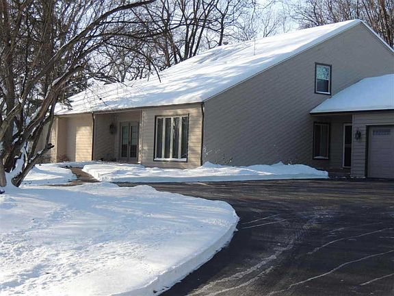 2nd image of 1976 Shaw Woods Dr