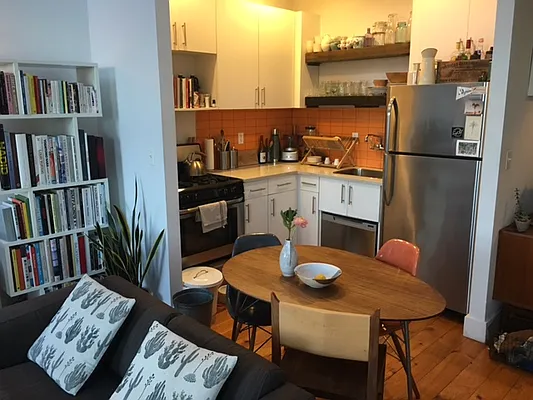 Rented by Gold-Stone Realty | media 40