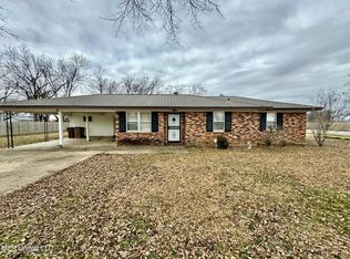 49 Stanton Rd, Cleveland, MS 38732