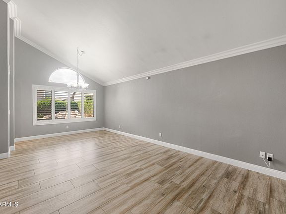 4th image of 4226 E STANFORD Avenue