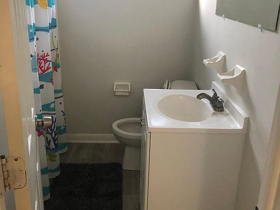 3rd image of 6602 Barkwood Dr