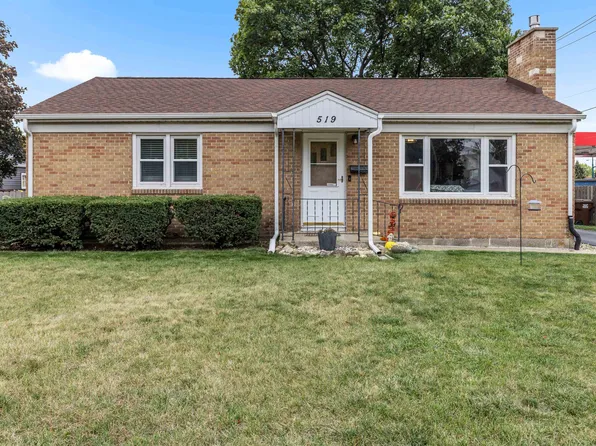 519 Parkway Ave, Loves Park, IL 61111