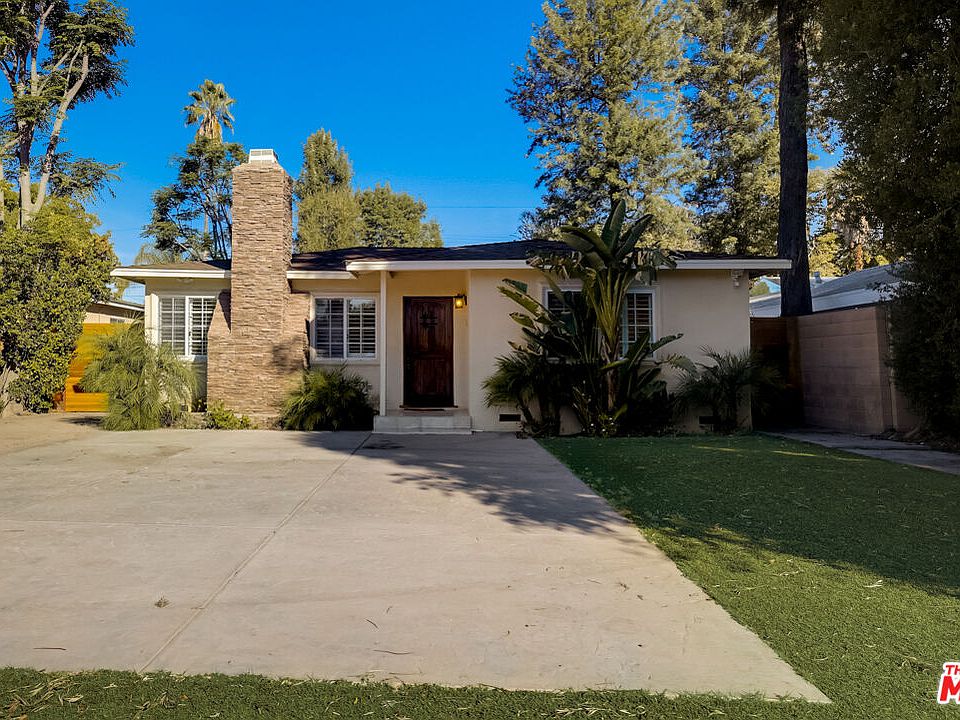 1st image of 22715 Mariano St