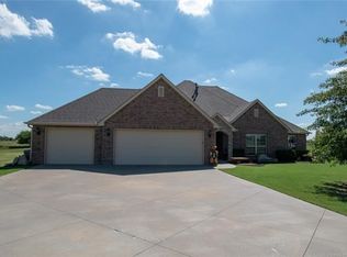 4972 Trade Wind Dr, Oologah, OK 74053