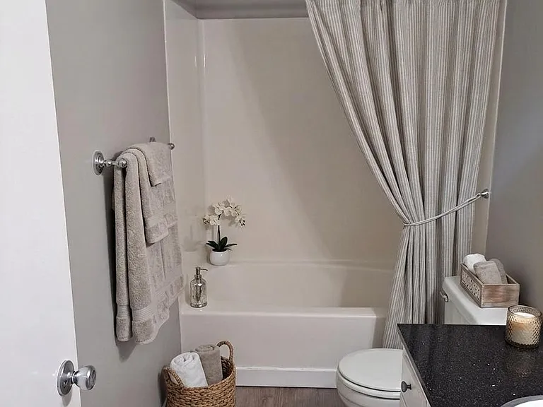 7601 3rd Way SE #5 — Photo 9