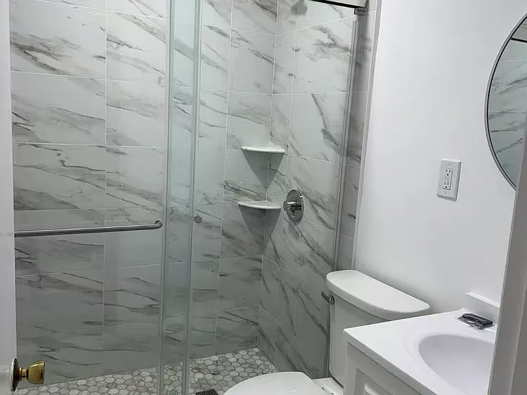 213 E Berkeley St #2 — Photo 2
