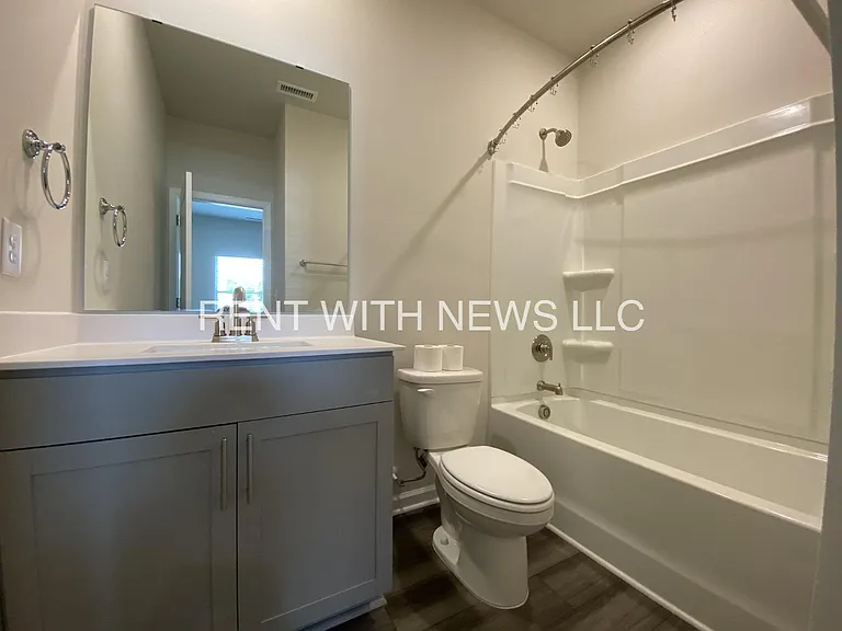797 Riguard Way — Photo 21
