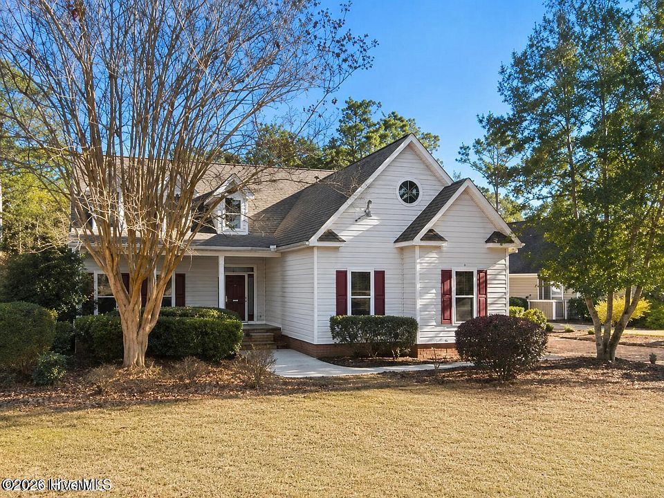 1st image of 597 Riverwood Drive SE