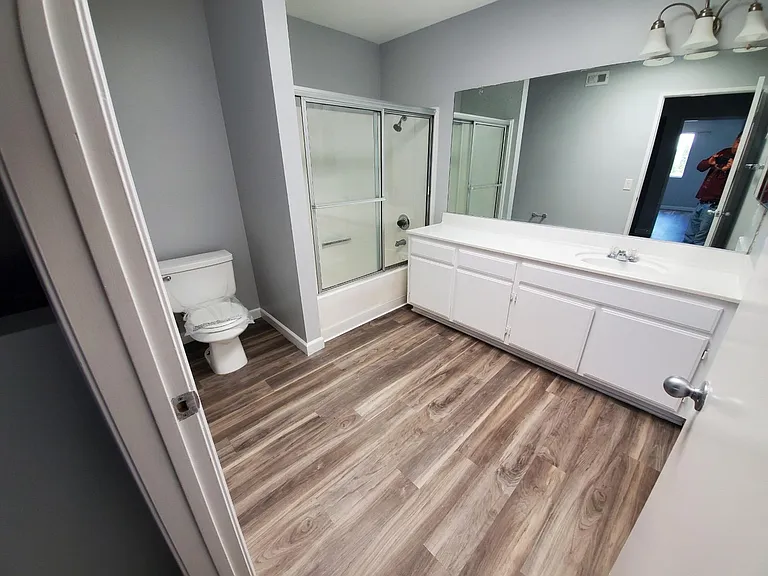 2558 S Sepulveda Blvd #11 — Photo 6