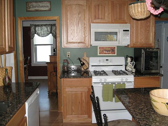 Great appliances and island