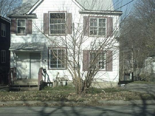 1st image of 2107 School St