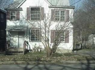 2107 School St, Rockford, IL 61101