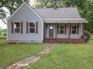 250 Lagrange St, Grantville, GA 30220