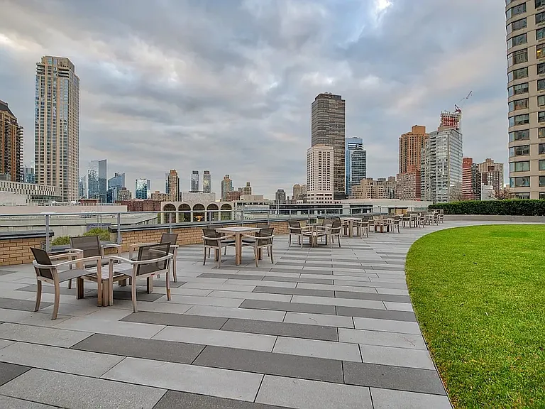 20 W 64th St #31M — Photo 6
