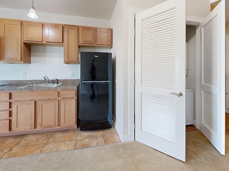 Auburn Ridge Apartments — Photo 33