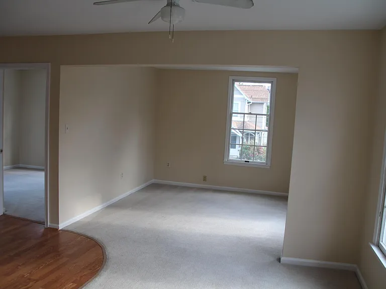 715 Berwyn Ave #2BR — Photo 6