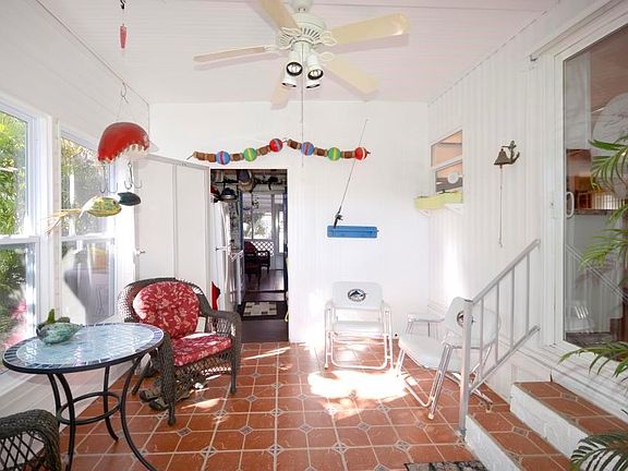 3rd image of 3059 Binnacle Ln
