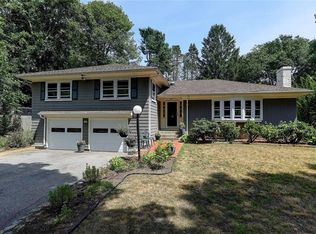 20 Chapman Ln, Barrington, RI 02806
