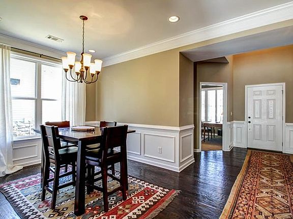 4th image of 1247 King Springs Ct SE