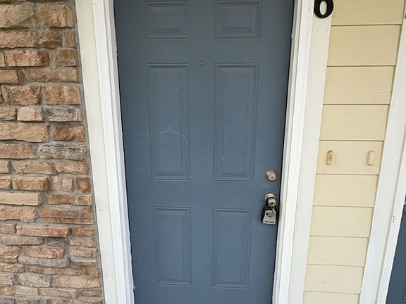 2nd image of 3619 Ponderosa Ct Unit 6