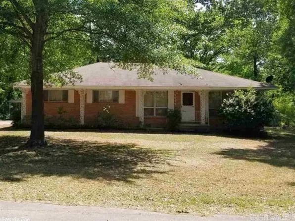 5015 Ackerman Dr, Little Rock, AR 72209